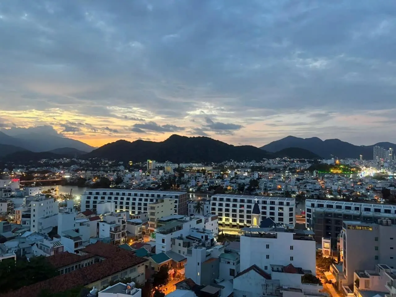Domoi Family Hotel & Apartment Nha Trang